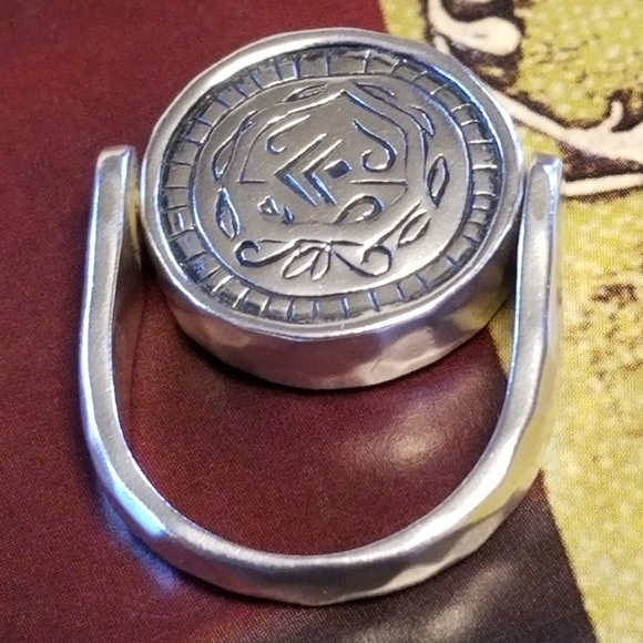 Silpada Sterling Silver Flip Ring - Picture 2 of 12